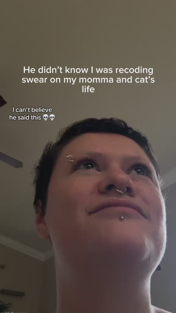 Slippery Kitty Feminine Probiotic + Moisture Gummies™ video